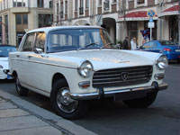 Peugeot 404 Oldtimer weiß